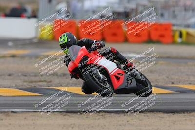 media/Jan-15-2023-SoCal Trackdays (Sun) [[c1237a034a]]/Turn 2 Set 1 (1145am)/